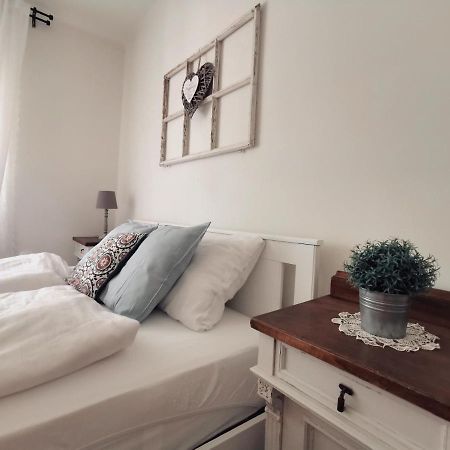 Family Garden Apartmanhaz Siófok Zewnętrze zdjęcie