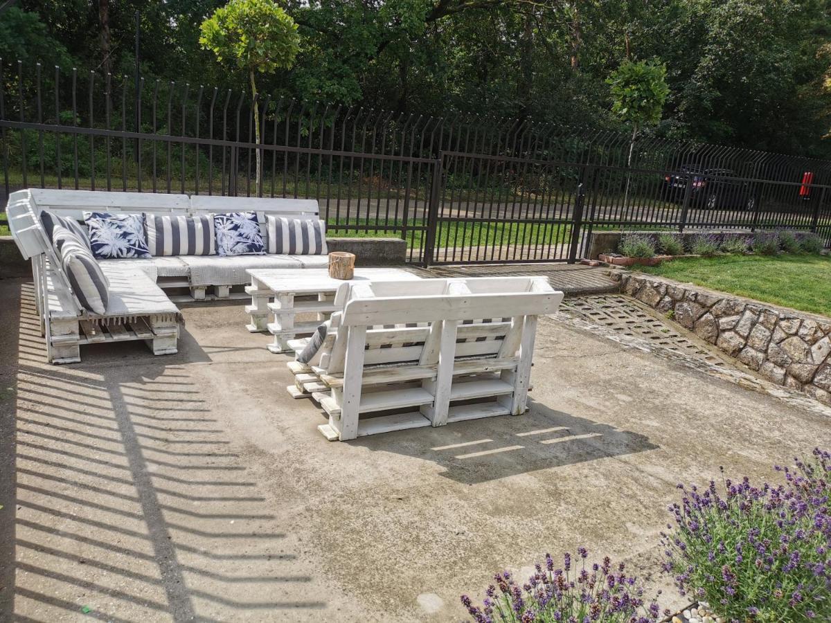 Family Garden Apartmanhaz Siófok Zewnętrze zdjęcie
