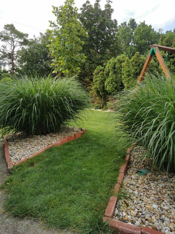 Family Garden Apartmanhaz Siófok Zewnętrze zdjęcie