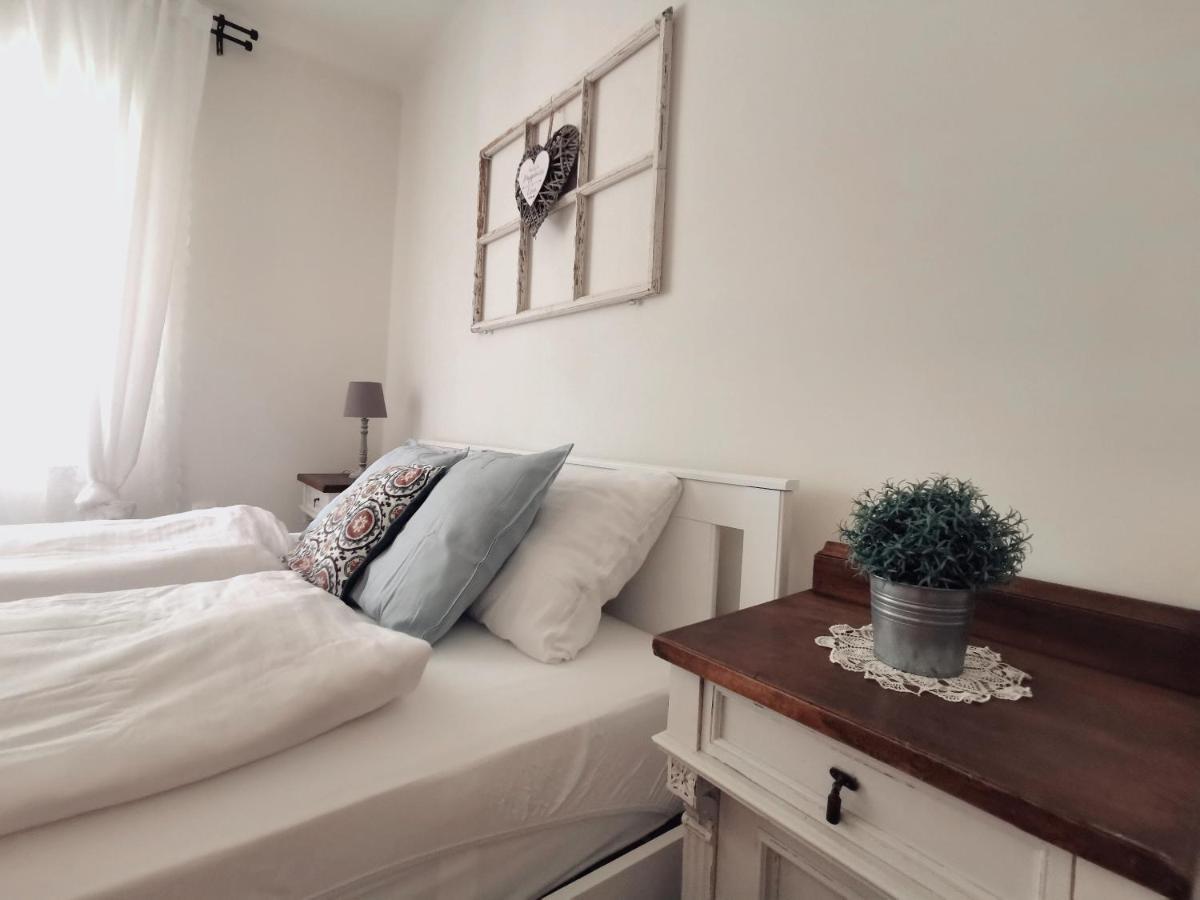 Family Garden Apartmanhaz Siófok Zewnętrze zdjęcie