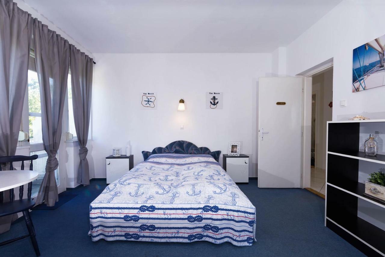 Family Garden Apartmanhaz Siófok Zewnętrze zdjęcie